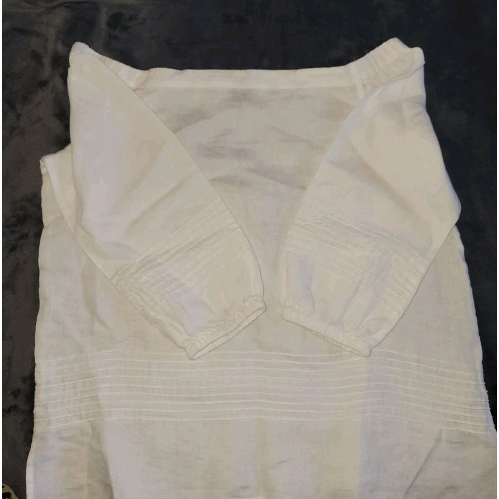 2 Ann Taylor Factory Linen Off Shoulder Tops White Top And Navy Top Sz Medium - Picture 7 of 13